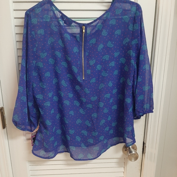 Hello Kitty Sheer Blouse Junior Size XXL - Picture 4 of 4